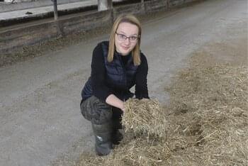 Dobré zkušenosti mají na farmě se suchým mixem pro odstavená telata, který si sami připravují v míchacím voze.